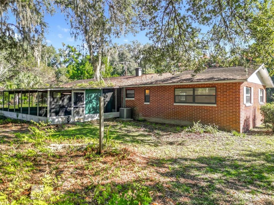 For Sale: $344,000 (3 beds, 2 baths, 1200 Square Feet)