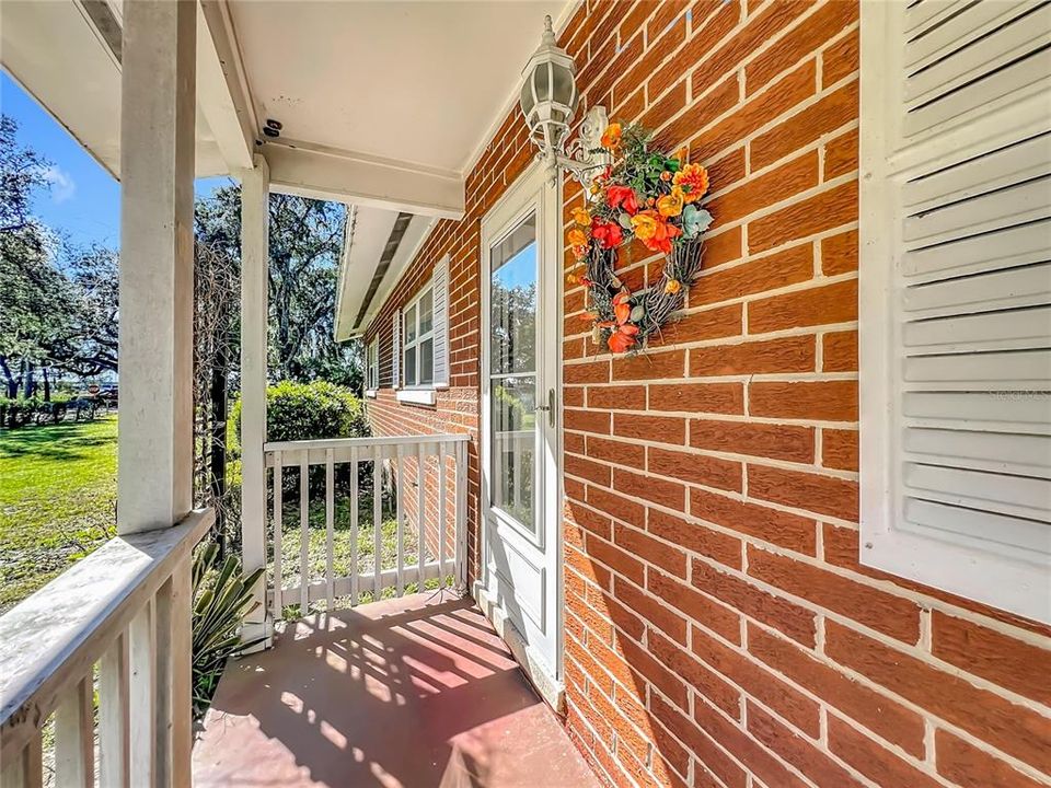 For Sale: $344,000 (3 beds, 2 baths, 1200 Square Feet)