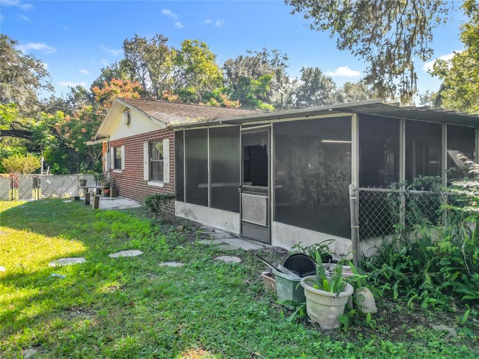 For Sale: $344,000 (3 beds, 2 baths, 1200 Square Feet)