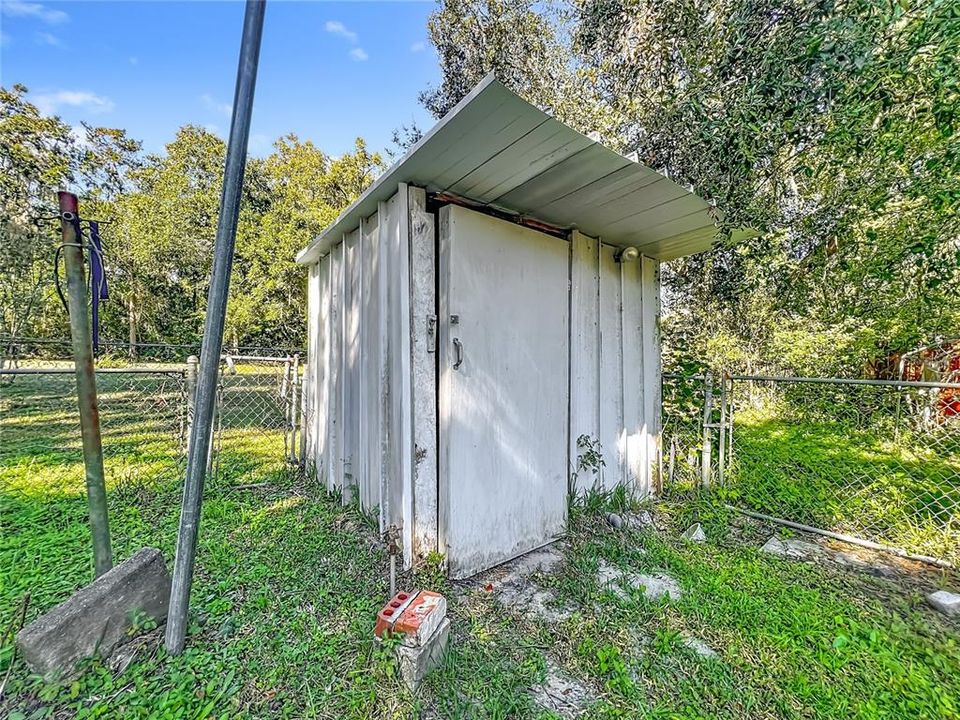 For Sale: $344,000 (3 beds, 2 baths, 1200 Square Feet)
