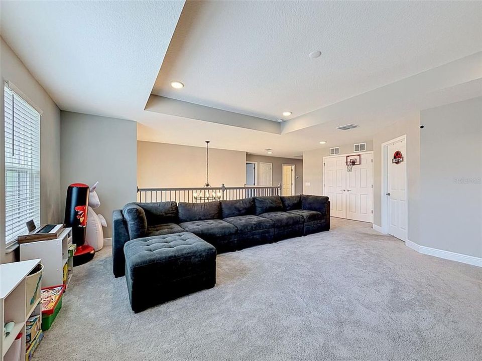 En Venta: $785,000 (5 camas, 4 baños, 3531 Pies cuadrados)