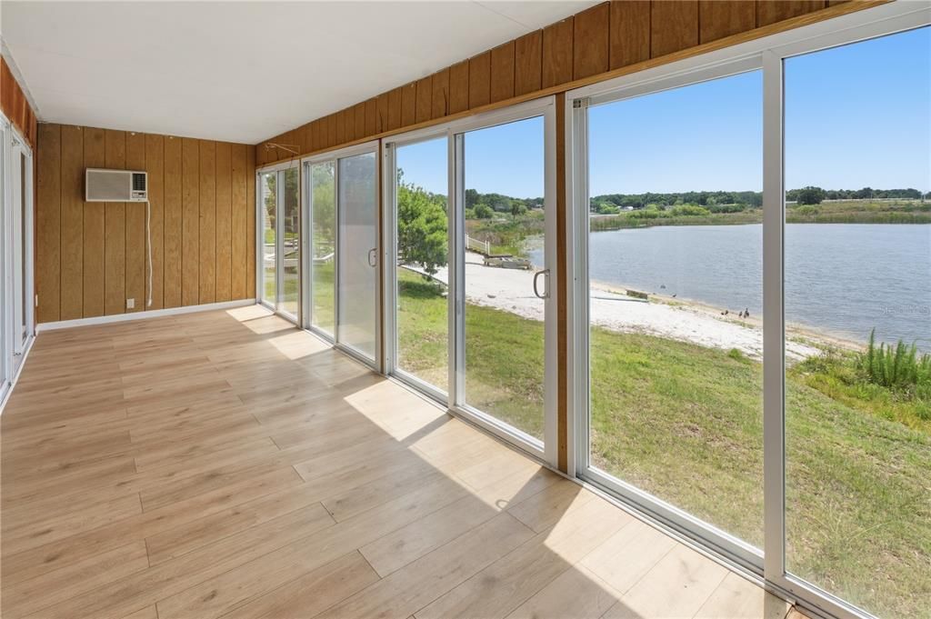 For Sale: $156,000 (3 beds, 2 baths, 1152 Square Feet)