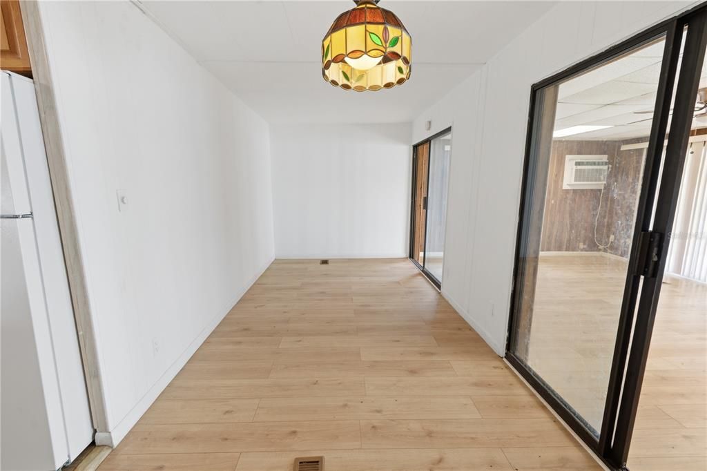 For Sale: $156,000 (3 beds, 2 baths, 1152 Square Feet)