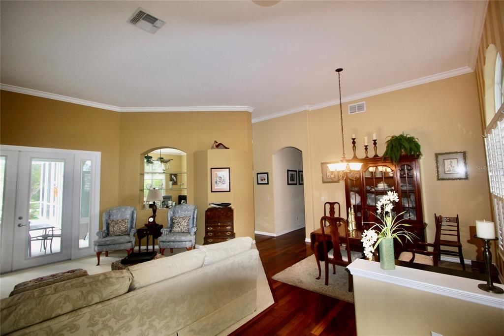 For Sale: $549,900 (2 beds, 3 baths, 2477 Square Feet)