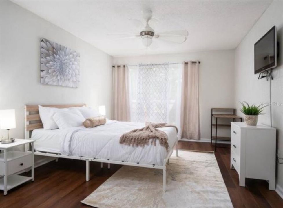 En Venta: $130,000 (2 camas, 2 baños, 1070 Pies cuadrados)