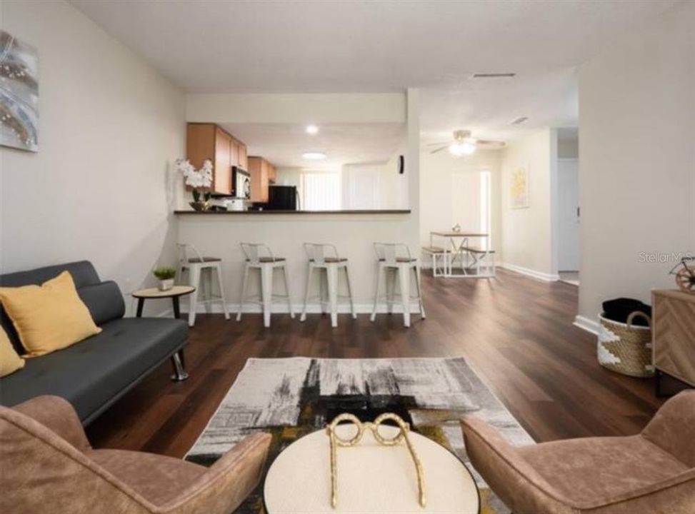 En Venta: $130,000 (2 camas, 2 baños, 1070 Pies cuadrados)