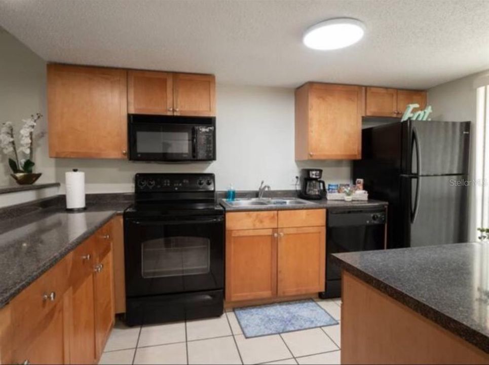 En Venta: $130,000 (2 camas, 2 baños, 1070 Pies cuadrados)