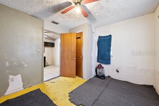 Activo con contrato: $224,000 (2 camas, 1 baños, 612 Pies cuadrados)
