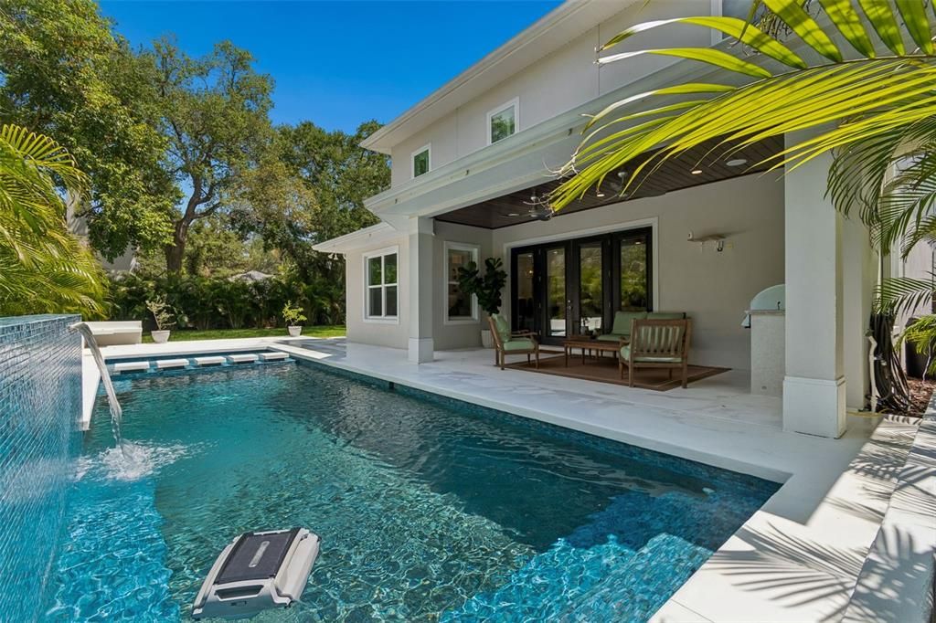 На продажу: $2,175,000 (5 спален, 3 ванн, 3332 Квадратных фут)