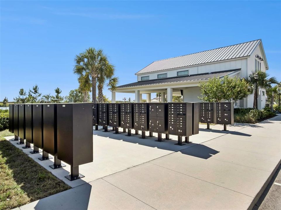 Active With Contract: $389,000 (3 beds, 3 baths, 2228 Square Feet)
