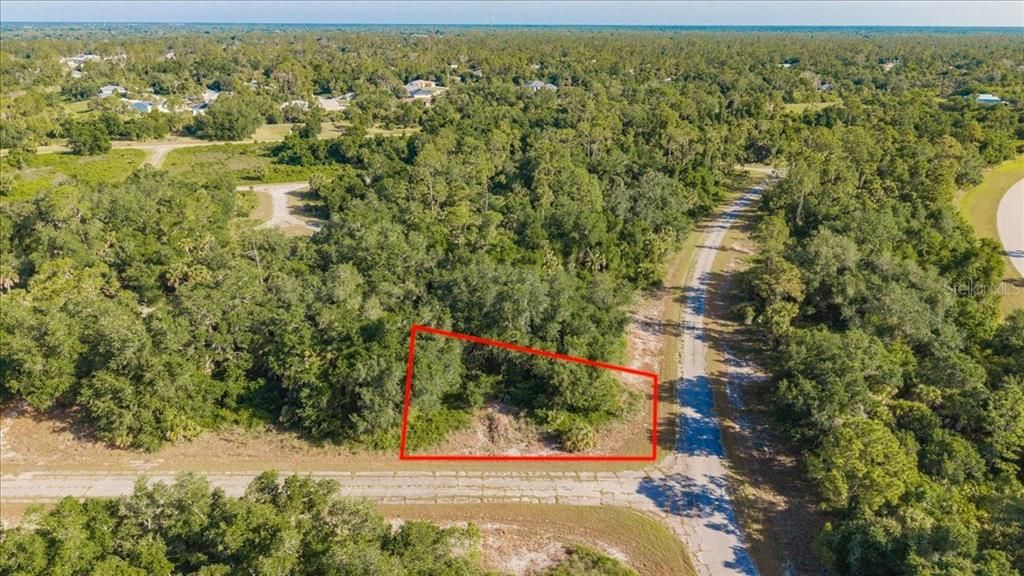 En Venta: $9,000 (0.28 acres)