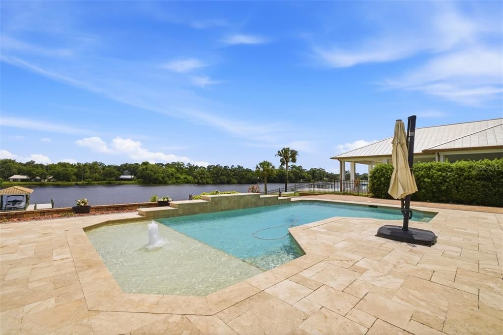 For Sale: $1,750,000 (3 beds, 2 baths, 3355 Square Feet)