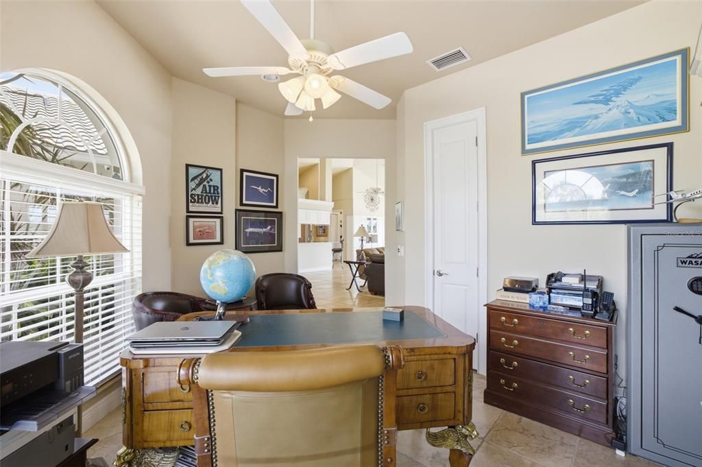 For Sale: $1,750,000 (3 beds, 2 baths, 3355 Square Feet)