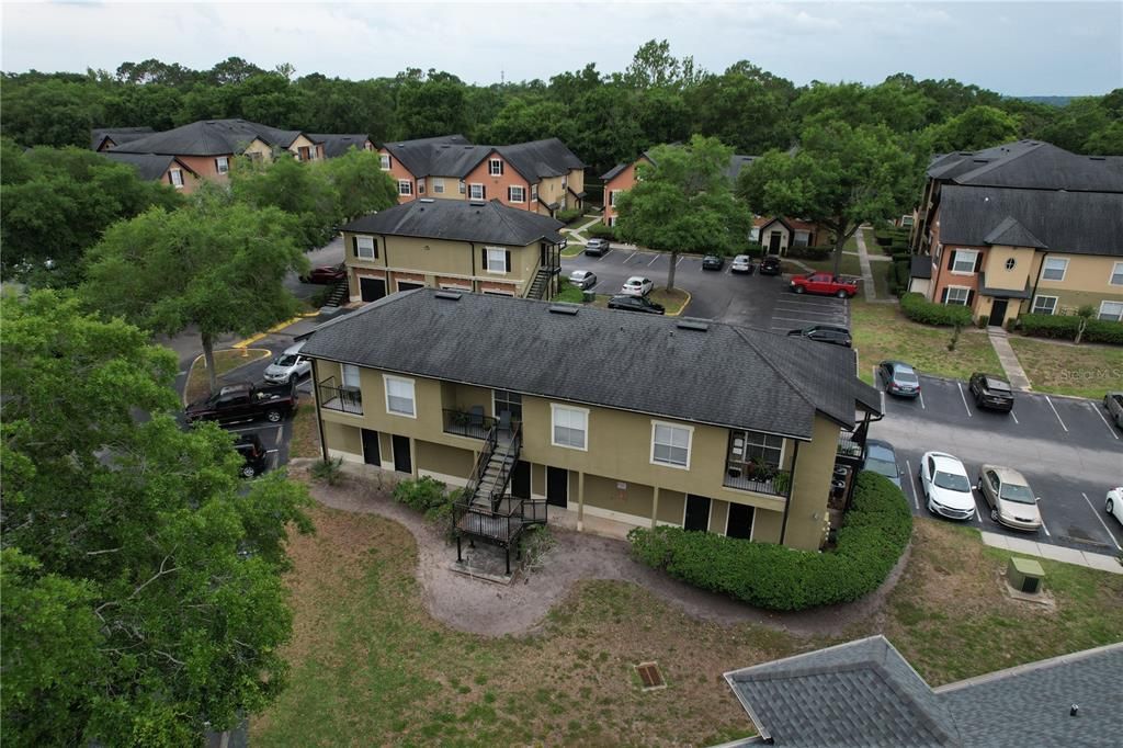 Active With Contract: $129,000 (1 beds, 1 baths, 631 Square Feet)
