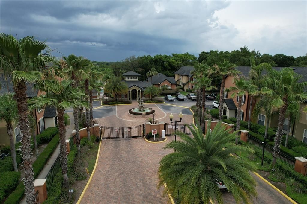 Active With Contract: $129,000 (1 beds, 1 baths, 631 Square Feet)