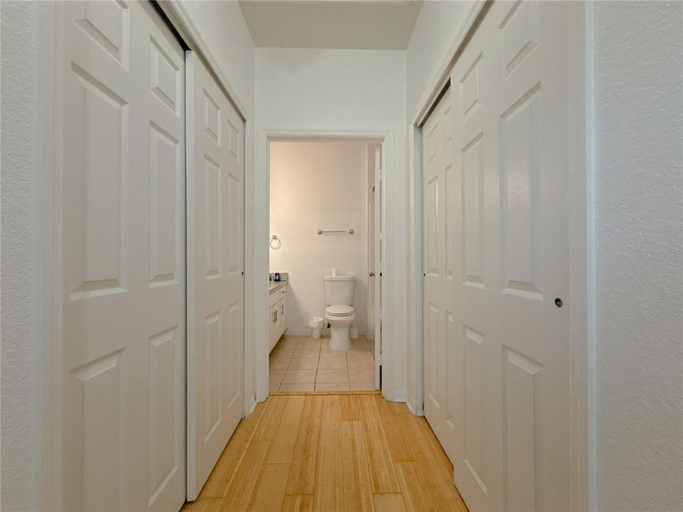 Active With Contract: $129,000 (1 beds, 1 baths, 631 Square Feet)