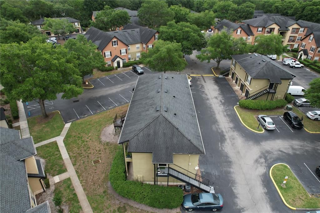 Active With Contract: $129,000 (1 beds, 1 baths, 631 Square Feet)