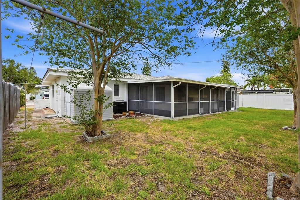 Activo con contrato: $329,000 (2 camas, 1 baños, 1202 Pies cuadrados)