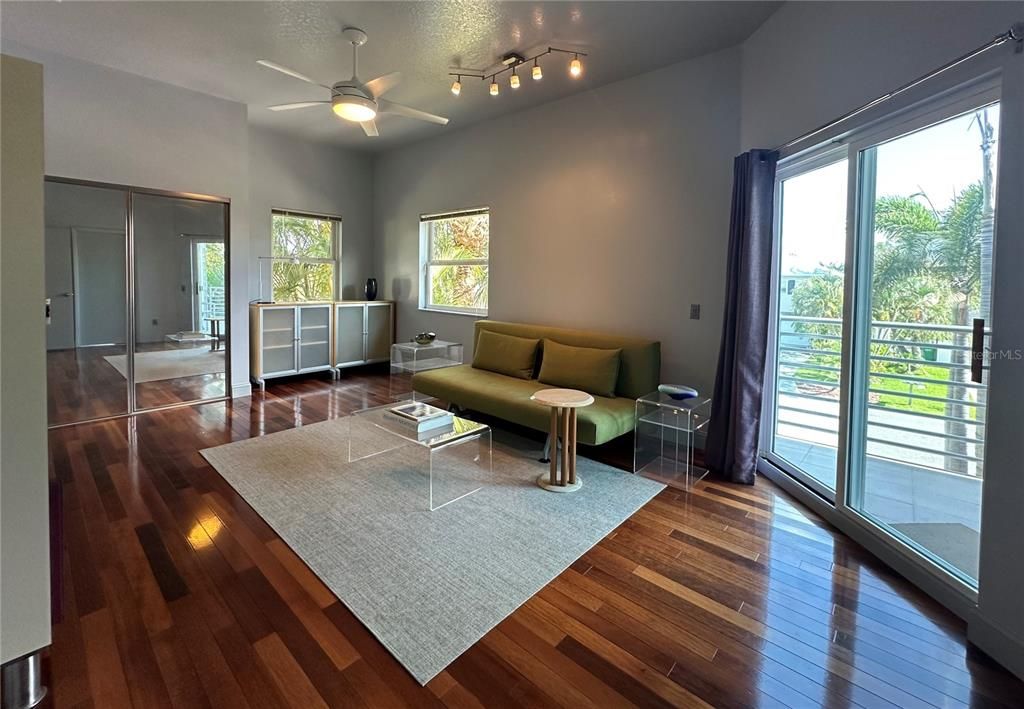 For Sale: $1,848,000 (4 beds, 3 baths, 3450 Square Feet)