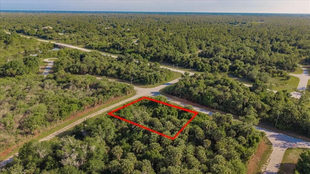 待售: $10,000 (0.27 acres)