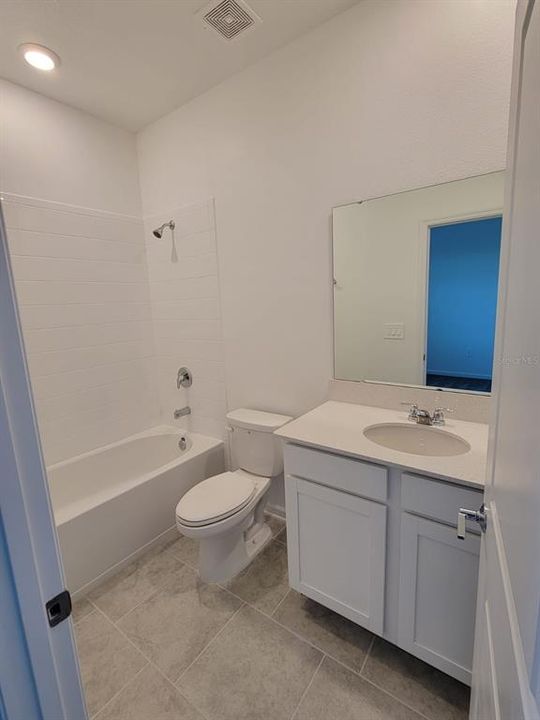 For Rent: $3,500 (5 beds, 4 baths, 3180 Square Feet)