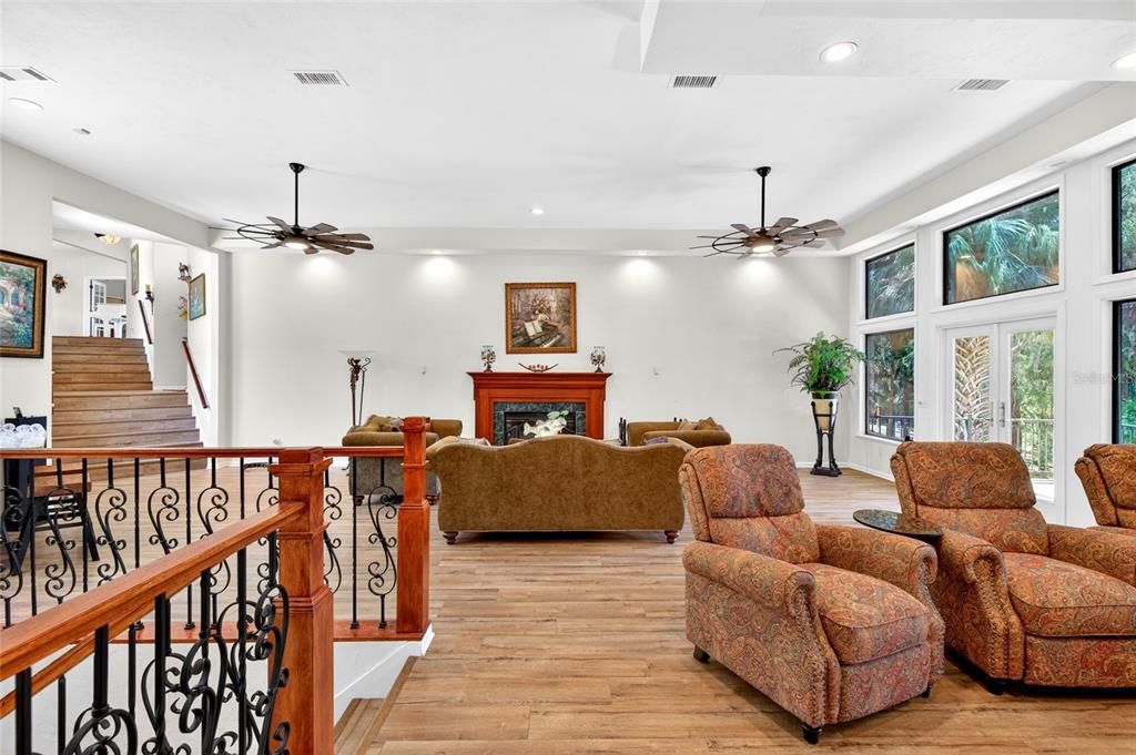 For Sale: $1,550,000 (5 beds, 3 baths, 4907 Square Feet)