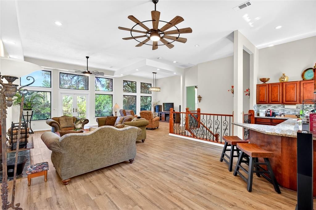 For Sale: $1,550,000 (5 beds, 3 baths, 4907 Square Feet)
