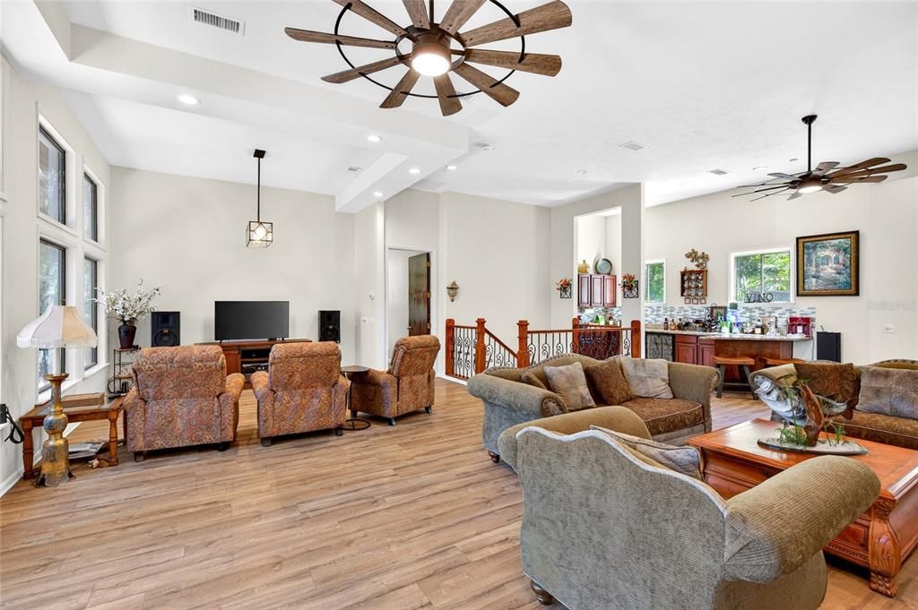 For Sale: $1,550,000 (5 beds, 3 baths, 4907 Square Feet)