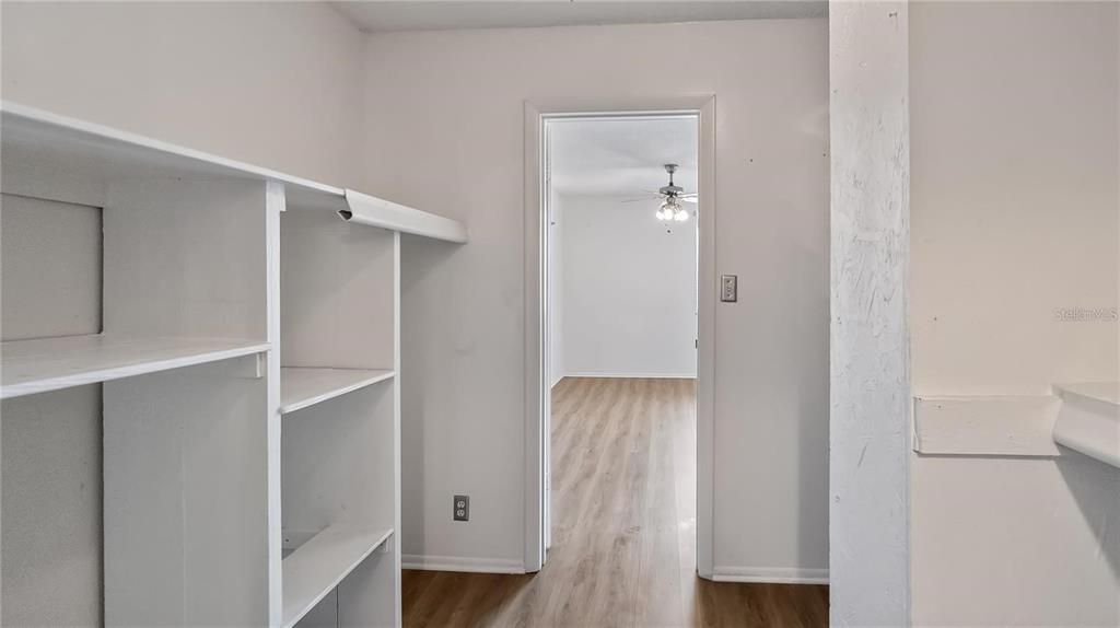 На продажу: $139,000 (1 спален, 1 ванн, 785 Квадратных фут)