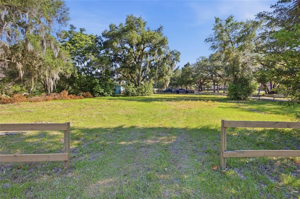 待售: $89,900 (0.41 acres)