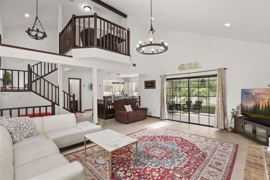 For Rent: $3,000 (3 beds, 2 baths, 1669 Square Feet)