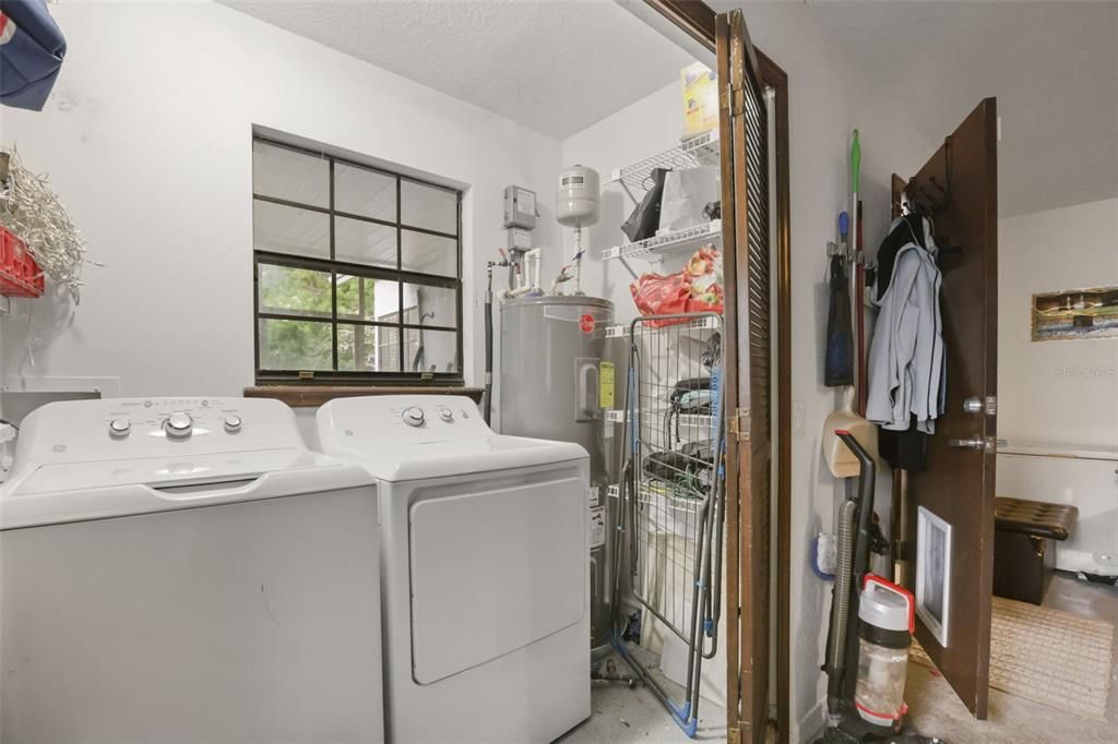 For Rent: $3,000 (3 beds, 2 baths, 1669 Square Feet)