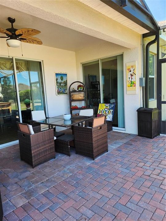 For Sale: $485,500 (4 beds, 3 baths, 2592 Square Feet)