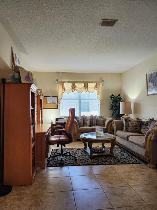 For Sale: $485,500 (4 beds, 3 baths, 2592 Square Feet)
