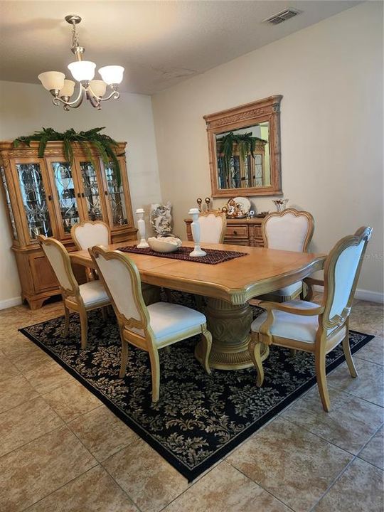 For Sale: $485,500 (4 beds, 3 baths, 2592 Square Feet)