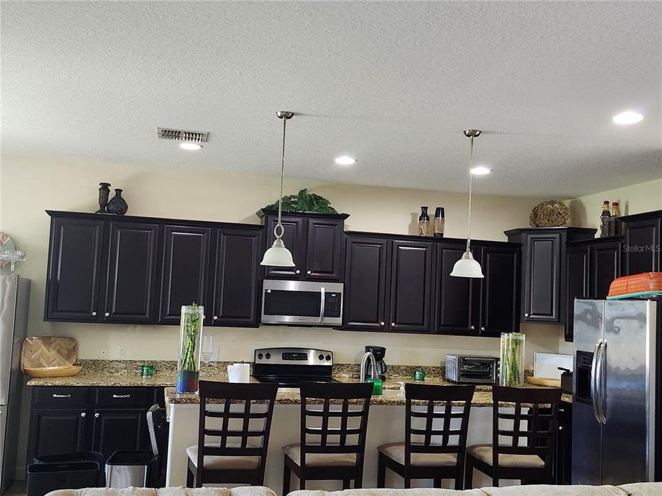 For Sale: $485,500 (4 beds, 3 baths, 2592 Square Feet)