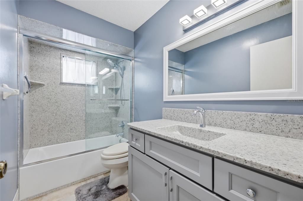 На продажу: $249,900 (3 спален, 2 ванн, 1450 Квадратных фут)