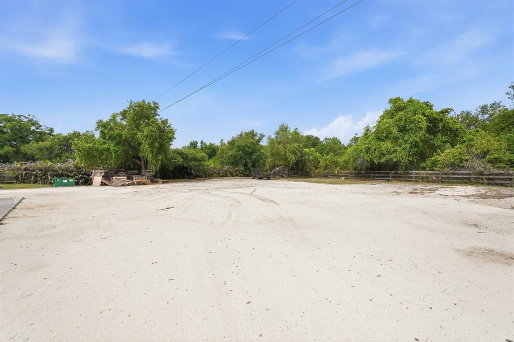 For Sale: $1,450,000 (5.23 acres)
