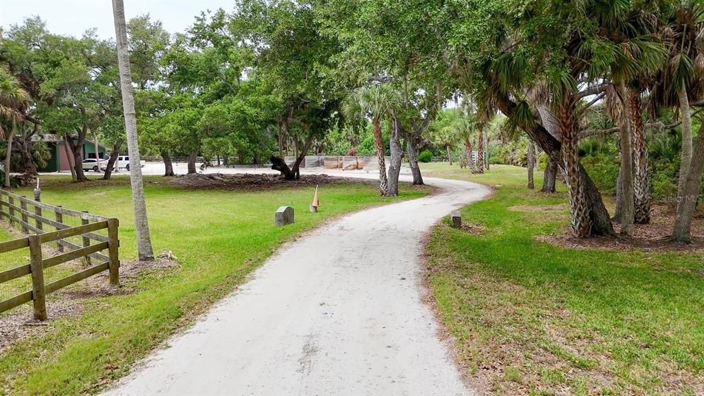 For Sale: $1,450,000 (5.23 acres)