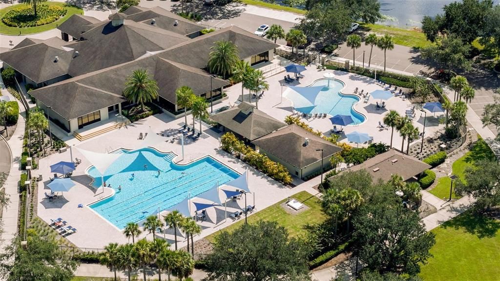 Activo con contrato: $875,000 (4 camas, 3 baños, 2428 Pies cuadrados)