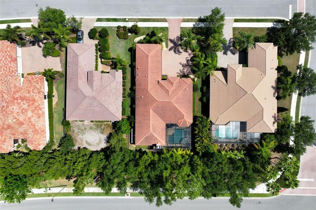 Activo con contrato: $875,000 (4 camas, 3 baños, 2428 Pies cuadrados)