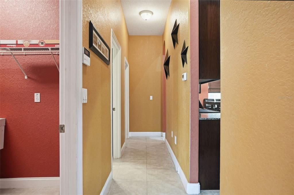 На продажу: $575,000 (3 спален, 2 ванн, 2724 Квадратных фут)