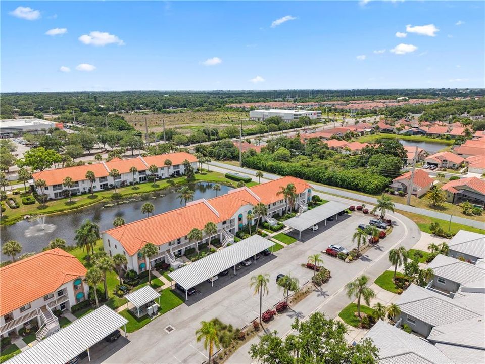 En Venta: $289,999 (2 camas, 2 baños, 1083 Pies cuadrados)