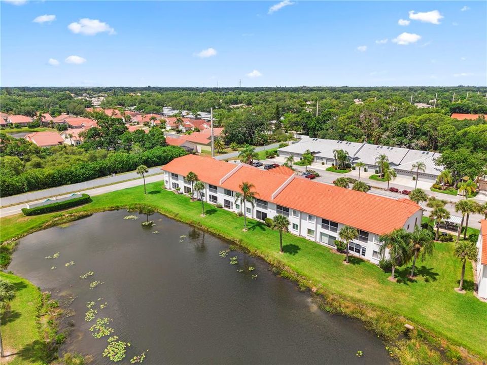 En Venta: $289,999 (2 camas, 2 baños, 1083 Pies cuadrados)