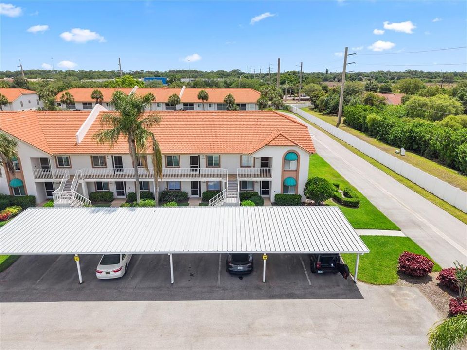 En Venta: $289,999 (2 camas, 2 baños, 1083 Pies cuadrados)