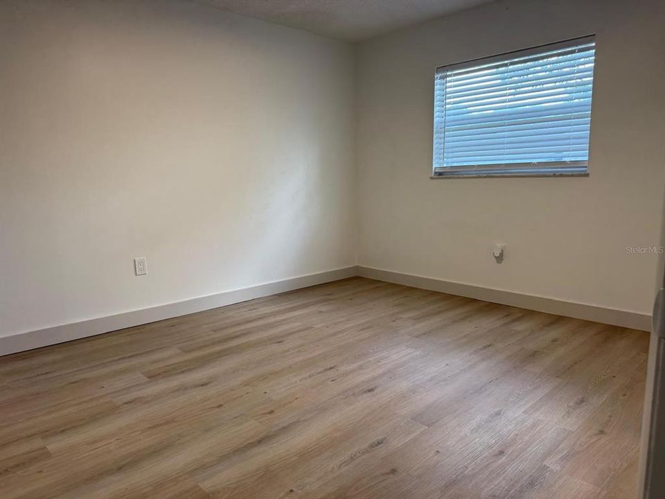 For Sale: $298,000 (3 beds, 2 baths, 1455 Square Feet)