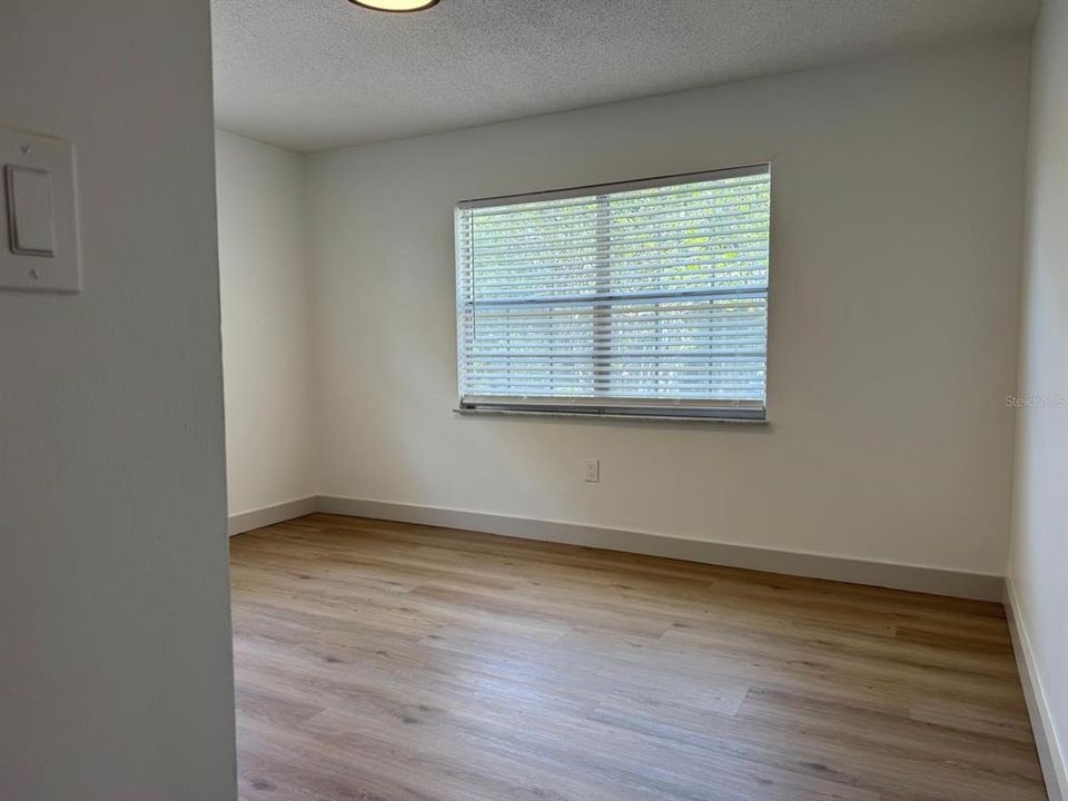 For Sale: $298,000 (3 beds, 2 baths, 1455 Square Feet)