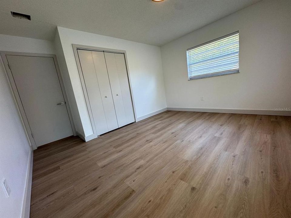 For Sale: $298,000 (3 beds, 2 baths, 1455 Square Feet)