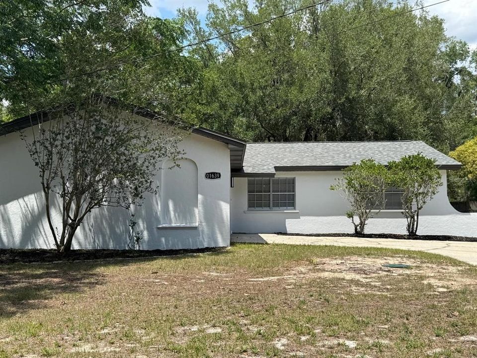 For Sale: $298,000 (3 beds, 2 baths, 1455 Square Feet)