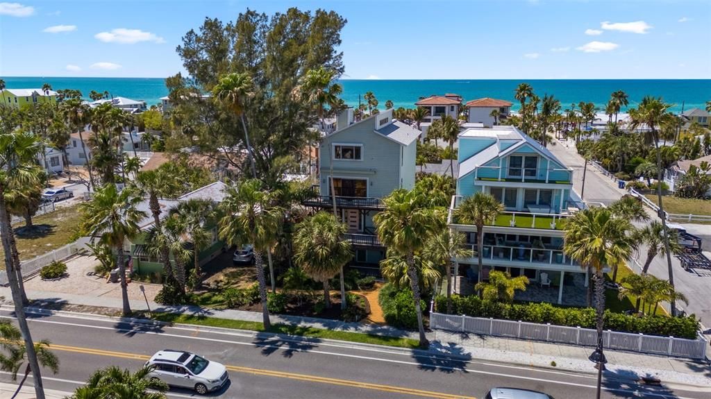 For Sale: $1,750,000 (3 beds, 2 baths, 2743 Square Feet)